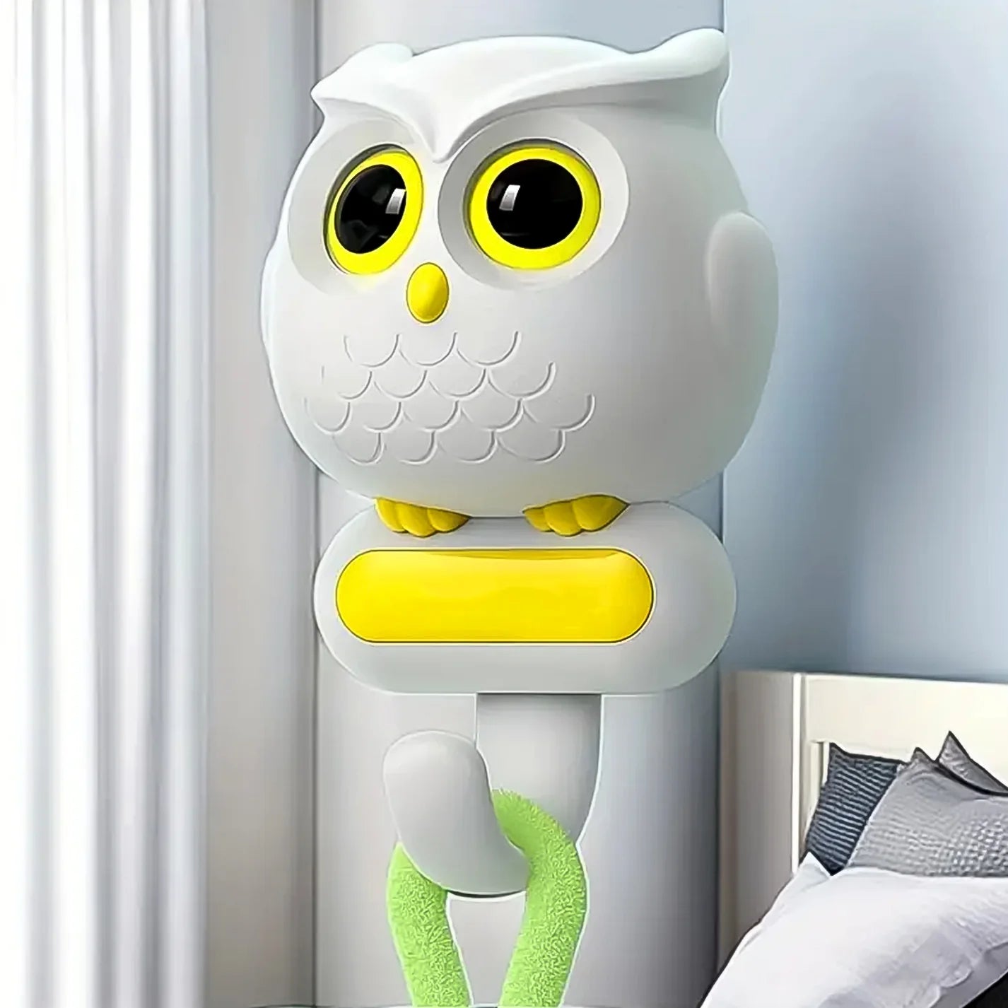 Cute Owl Wall Hook | Automatic Blinking Eyes | Self-Adhesive & Multi-Purpose Organizer